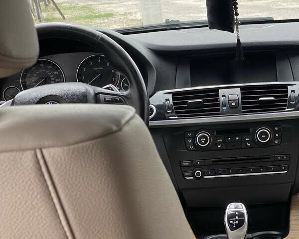 Черный БМВ Х3, объемом двигателя 3 л и пробегом 299 тыс. км за 12500 $, фото 3 на Automoto.ua