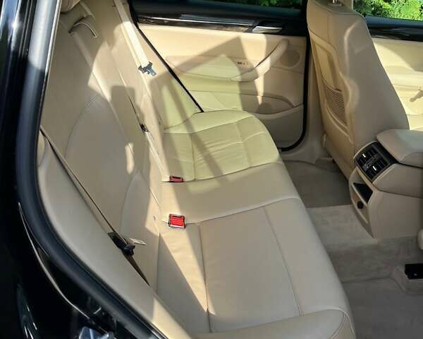 Чорний БМВ Х3, об'ємом двигуна 2 л та пробігом 171 тис. км за 13300 $, фото 10 на Automoto.ua