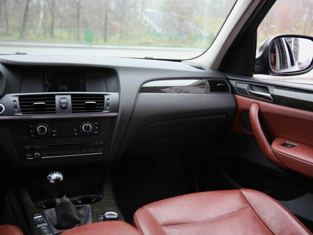 Чорний БМВ Х3, об'ємом двигуна 2 л та пробігом 260 тис. км за 10800 $, фото 13 на Automoto.ua