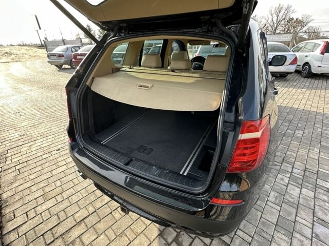 Чорний БМВ Х3, об'ємом двигуна 2 л та пробігом 228 тис. км за 11700 $, фото 14 на Automoto.ua