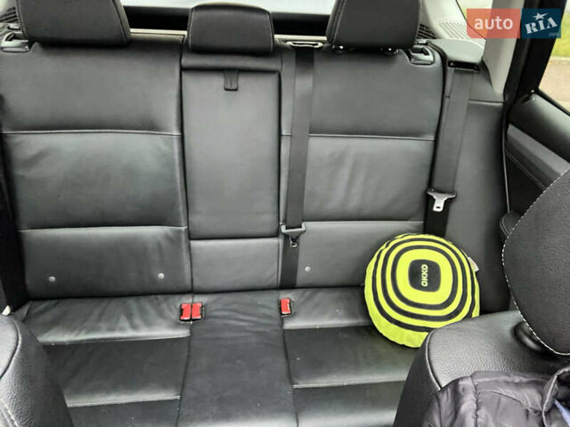 Черный БМВ Х3, объемом двигателя 2 л и пробегом 170 тыс. км за 13400 $, фото 11 на Automoto.ua
