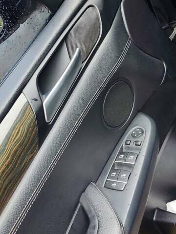 Черный БМВ Х3, объемом двигателя 2 л и пробегом 243 тыс. км за 13500 $, фото 5 на Automoto.ua