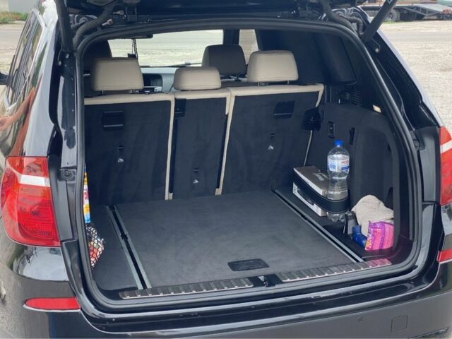 Чорний БМВ Х3, об'ємом двигуна 3 л та пробігом 290 тис. км за 13700 $, фото 4 на Automoto.ua