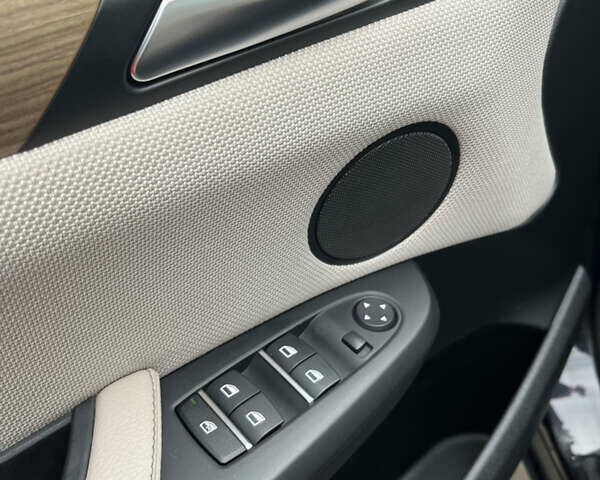 Черный БМВ Х3, объемом двигателя 2 л и пробегом 320 тыс. км за 16500 $, фото 42 на Automoto.ua