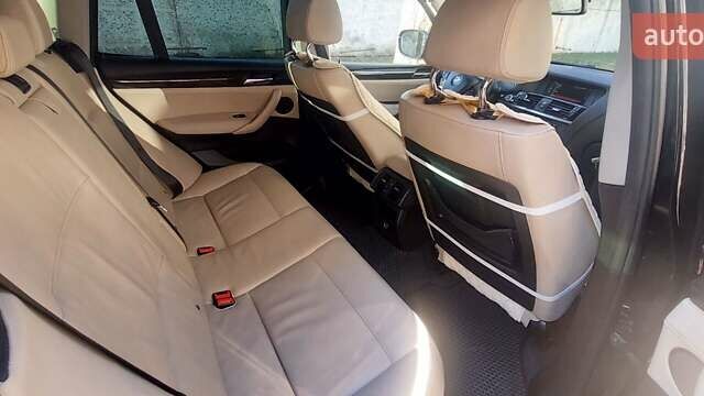 Черный БМВ Х3, объемом двигателя 2 л и пробегом 270 тыс. км за 18500 $, фото 10 на Automoto.ua