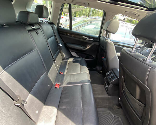 Черный БМВ Х3, объемом двигателя 2 л и пробегом 257 тыс. км за 9700 $, фото 13 на Automoto.ua