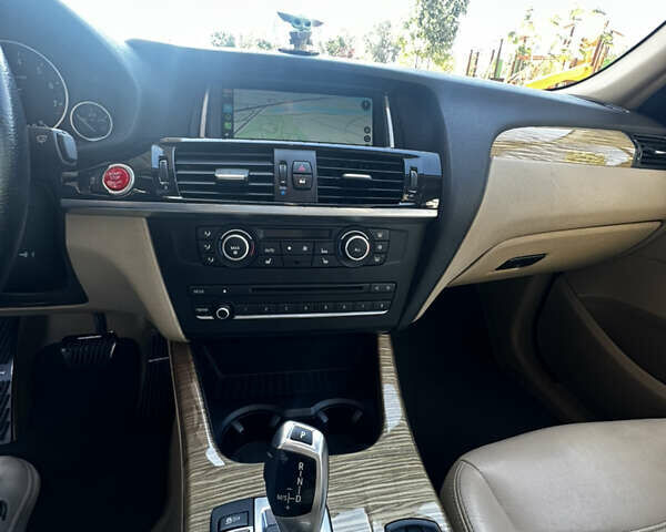 Черный БМВ Х3, объемом двигателя 3 л и пробегом 165 тыс. км за 15100 $, фото 10 на Automoto.ua