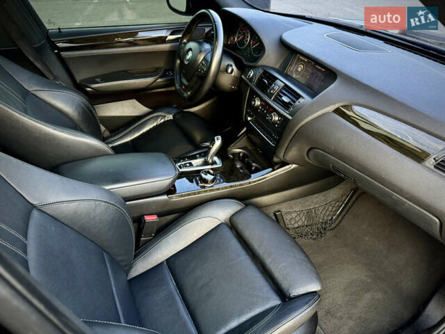 Чорний БМВ Х3, об'ємом двигуна 2 л та пробігом 182 тис. км за 13900 $, фото 33 на Automoto.ua