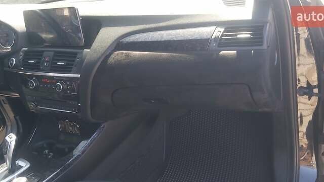 Черный БМВ Х3, объемом двигателя 2 л и пробегом 142 тыс. км за 15300 $, фото 15 на Automoto.ua