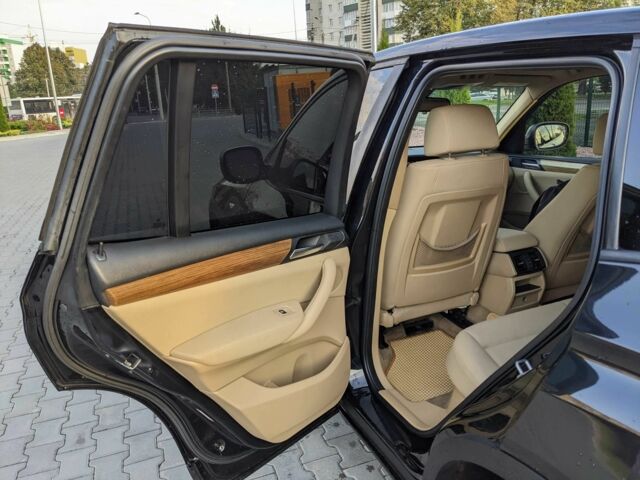 Чорний БМВ Х3, об'ємом двигуна 2 л та пробігом 312 тис. км за 12800 $, фото 17 на Automoto.ua