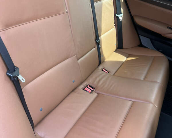 Чорний БМВ Х3, об'ємом двигуна 2 л та пробігом 262 тис. км за 18300 $, фото 48 на Automoto.ua