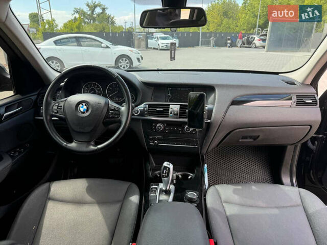 Чорний БМВ Х3, об'ємом двигуна 2 л та пробігом 183 тис. км за 14000 $, фото 11 на Automoto.ua