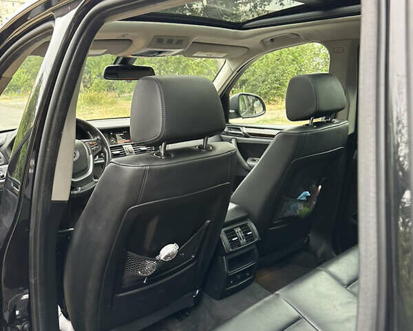 Черный БМВ Х3, объемом двигателя 2 л и пробегом 178 тыс. км за 13300 $, фото 14 на Automoto.ua