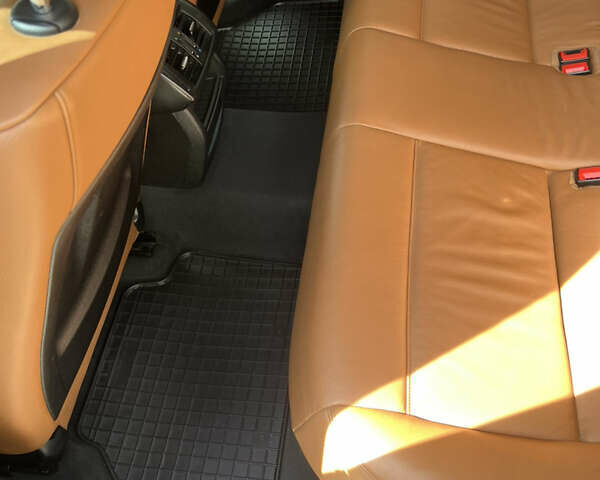 Чорний БМВ Х3, об'ємом двигуна 2 л та пробігом 262 тис. км за 18300 $, фото 44 на Automoto.ua