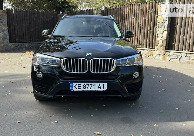 Чорний БМВ Х3, об'ємом двигуна 2 л та пробігом 238 тис. км за 18599 $, фото 1 на Automoto.ua