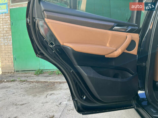 Чорний БМВ Х3, об'ємом двигуна 2 л та пробігом 262 тис. км за 18300 $, фото 33 на Automoto.ua