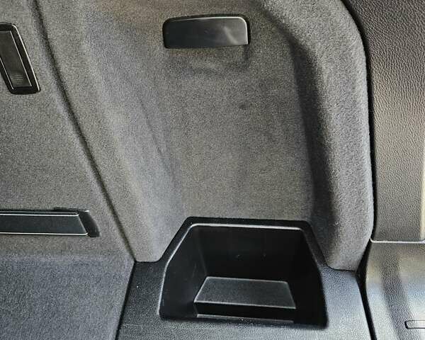 Чорний БМВ Х3, об'ємом двигуна 2 л та пробігом 236 тис. км за 20999 $, фото 45 на Automoto.ua