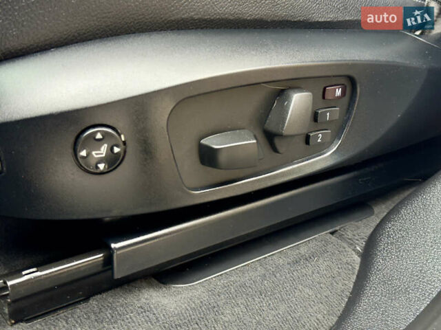 Чорний БМВ Х3, об'ємом двигуна 2 л та пробігом 228 тис. км за 13300 $, фото 18 на Automoto.ua