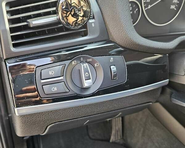 Чорний БМВ Х3, об'ємом двигуна 2 л та пробігом 236 тис. км за 20999 $, фото 16 на Automoto.ua