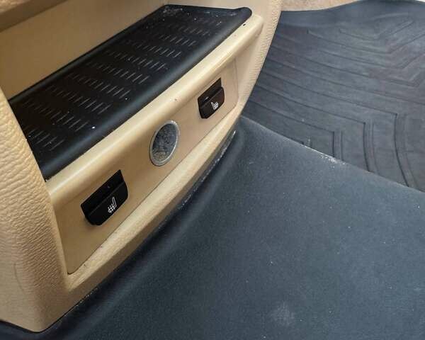 Черный БМВ Х3, объемом двигателя 2 л и пробегом 253 тыс. км за 10800 $, фото 3 на Automoto.ua