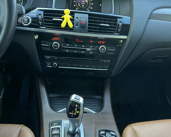 Чорний БМВ Х3, об'ємом двигуна 2 л та пробігом 262 тис. км за 18300 $, фото 40 на Automoto.ua