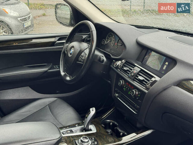 Чорний БМВ Х3, об'ємом двигуна 2 л та пробігом 228 тис. км за 13300 $, фото 1 на Automoto.ua