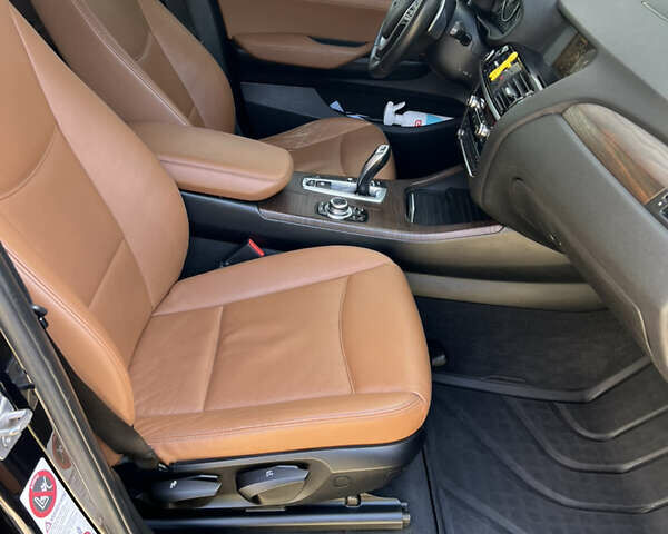 Чорний БМВ Х3, об'ємом двигуна 2 л та пробігом 262 тис. км за 18300 $, фото 36 на Automoto.ua