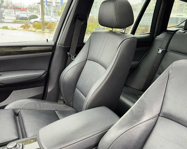 Черный БМВ Х3, объемом двигателя 2 л и пробегом 251 тыс. км за 12999 $, фото 21 на Automoto.ua