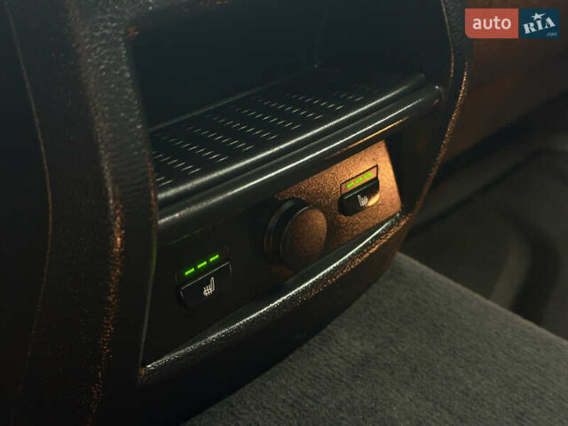Чорний БМВ Х3, об'ємом двигуна 2 л та пробігом 228 тис. км за 13300 $, фото 32 на Automoto.ua