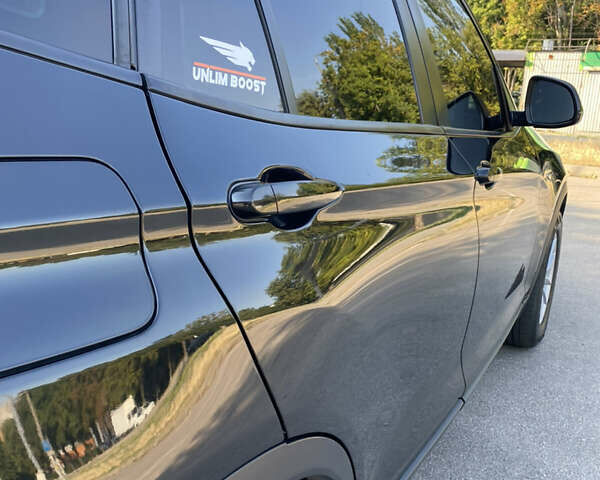 Чорний БМВ Х3, об'ємом двигуна 2 л та пробігом 262 тис. км за 18300 $, фото 11 на Automoto.ua