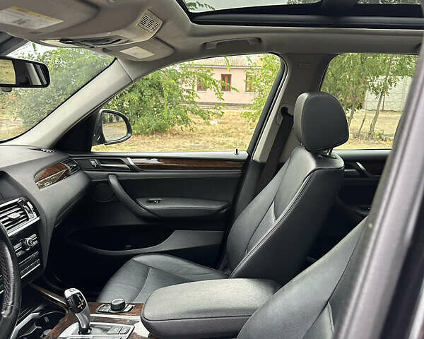 Черный БМВ Х3, объемом двигателя 2 л и пробегом 178 тыс. км за 13300 $, фото 9 на Automoto.ua