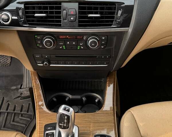 Черный БМВ Х3, объемом двигателя 2 л и пробегом 253 тыс. км за 10800 $, фото 4 на Automoto.ua