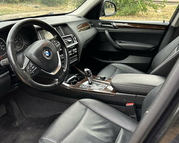 Черный БМВ Х3, объемом двигателя 2 л и пробегом 178 тыс. км за 13300 $, фото 5 на Automoto.ua