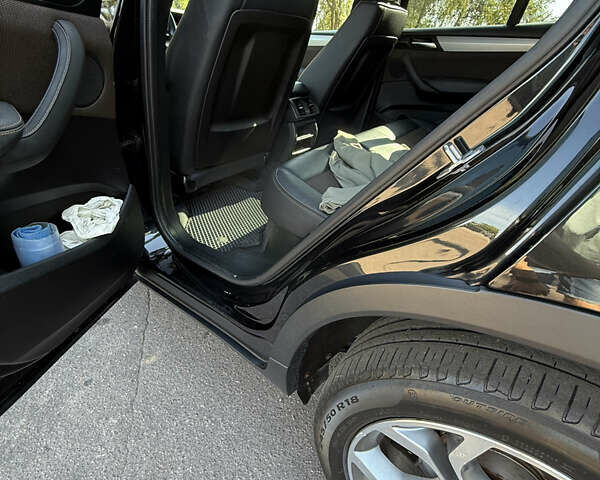 Чорний БМВ Х3, об'ємом двигуна 2 л та пробігом 152 тис. км за 20000 $, фото 4 на Automoto.ua