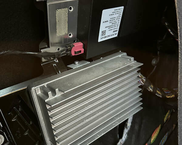 Черный БМВ Х3, объемом двигателя 2 л и пробегом 201 тыс. км за 16899 $, фото 63 на Automoto.ua