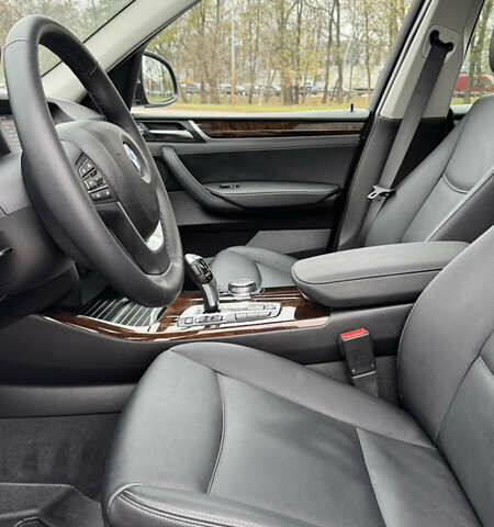 Черный БМВ Х3, объемом двигателя 2 л и пробегом 57 тыс. км за 18500 $, фото 31 на Automoto.ua