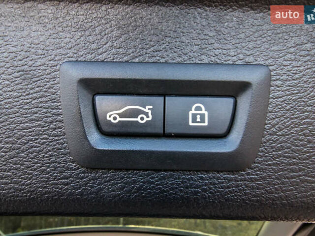 Черный БМВ Х3, объемом двигателя 2 л и пробегом 90 тыс. км за 15000 $, фото 9 на Automoto.ua