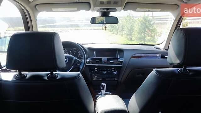 Чорний БМВ Х3, об'ємом двигуна 3 л та пробігом 130 тис. км за 18700 $, фото 16 на Automoto.ua