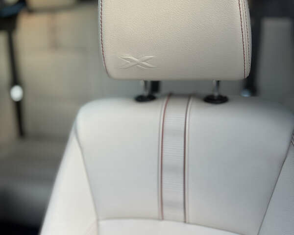 Чорний БМВ Х3, об'ємом двигуна 3 л та пробігом 132 тис. км за 18500 $, фото 16 на Automoto.ua