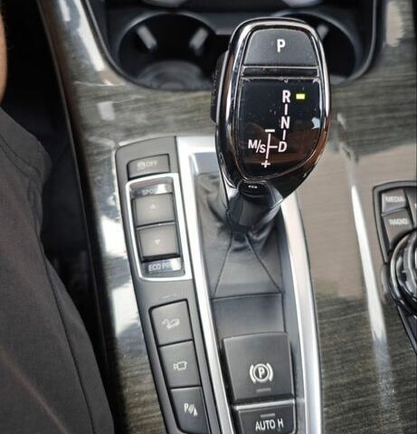 Чорний БМВ Х3, об'ємом двигуна 2 л та пробігом 108 тис. км за 21999 $, фото 7 на Automoto.ua