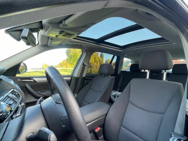 Чорний БМВ Х3, об'ємом двигуна 2 л та пробігом 121 тис. км за 30000 $, фото 4 на Automoto.ua