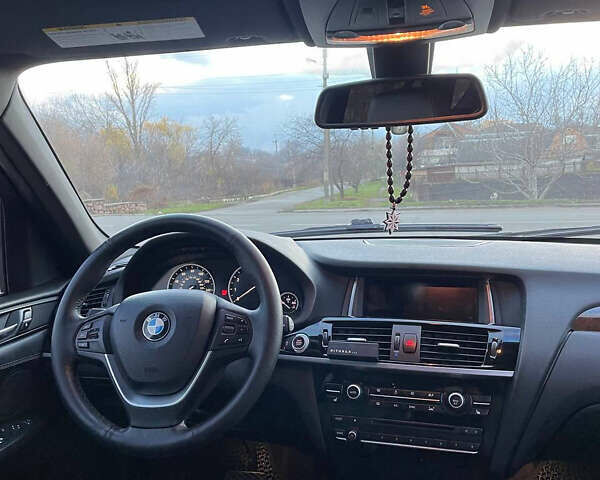 Черный БМВ Х3, объемом двигателя 2 л и пробегом 141 тыс. км за 15500 $, фото 6 на Automoto.ua