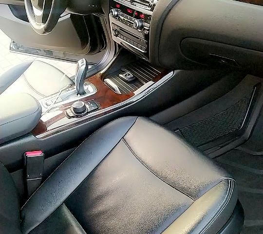 Черный БМВ Х3, объемом двигателя 2 л и пробегом 178 тыс. км за 24400 $, фото 5 на Automoto.ua