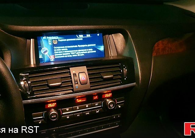 Чорний БМВ Х3, об'ємом двигуна 2 л та пробігом 94 тис. км за 19300 $, фото 6 на Automoto.ua
