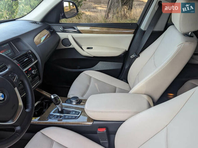 Чорний БМВ Х3, об'ємом двигуна 2 л та пробігом 109 тис. км за 20000 $, фото 16 на Automoto.ua