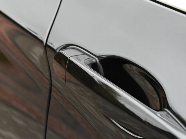 Чорний БМВ Х3, об'ємом двигуна 0 л та пробігом 110 тис. км за 9600 $, фото 5 на Automoto.ua