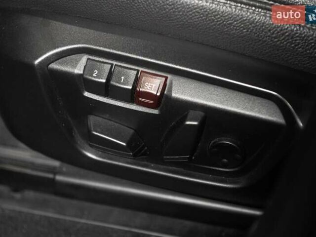 Черный БМВ Х3, объемом двигателя 2 л и пробегом 59 тыс. км за 25500 $, фото 39 на Automoto.ua