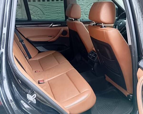 Черный БМВ Х3, объемом двигателя 1.99 л и пробегом 122 тыс. км за 18000 $, фото 3 на Automoto.ua