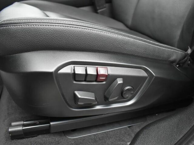 Чорний БМВ Х3, об'ємом двигуна 0 л та пробігом 110 тис. км за 9600 $, фото 3 на Automoto.ua