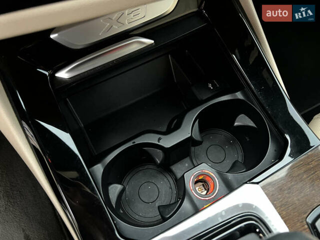 Черный БМВ Х3, объемом двигателя 2 л и пробегом 148 тыс. км за 23500 $, фото 27 на Automoto.ua